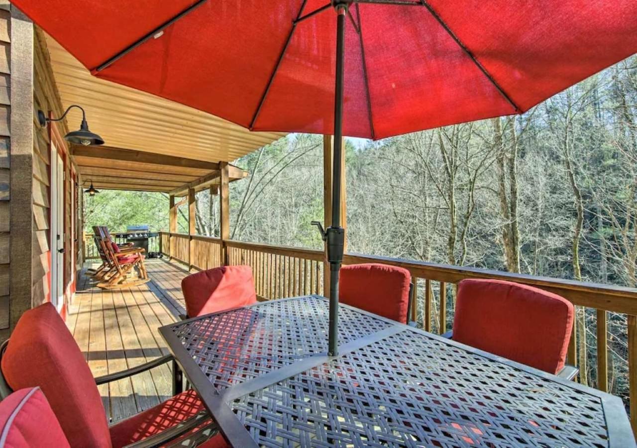 Amazing Creek View Cabin W/ Hot Tub, Firepit & Pool Table Ellijay Exterior photo