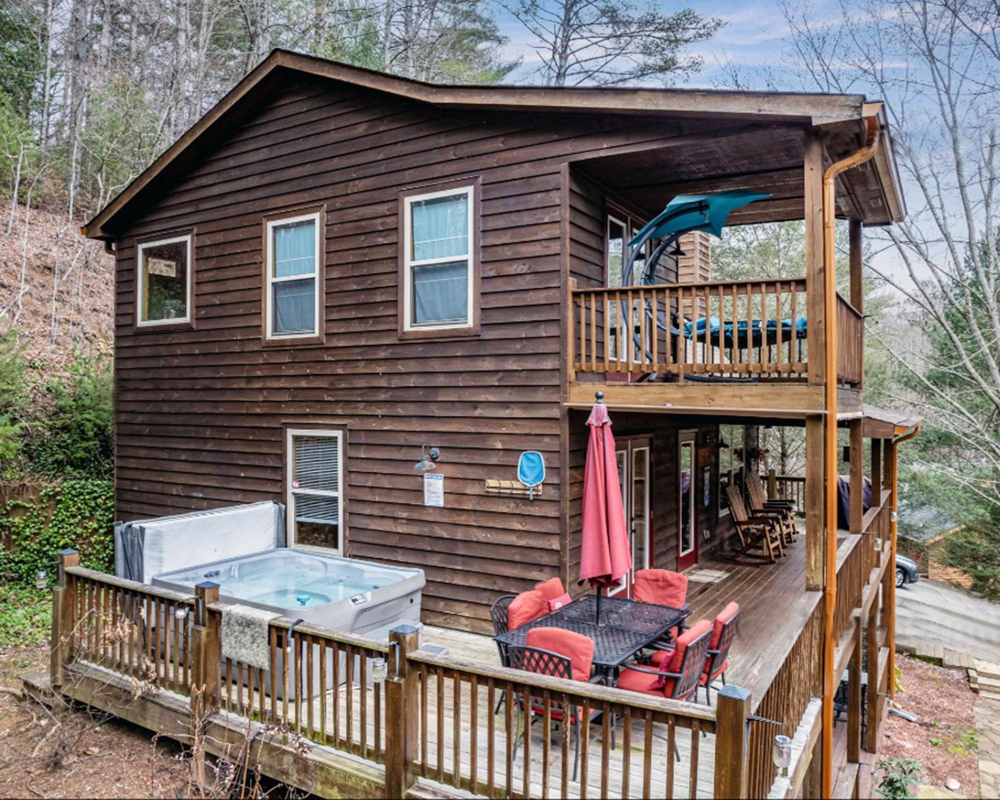 Amazing Creek View Cabin W/ Hot Tub, Firepit & Pool Table Ellijay Exterior photo