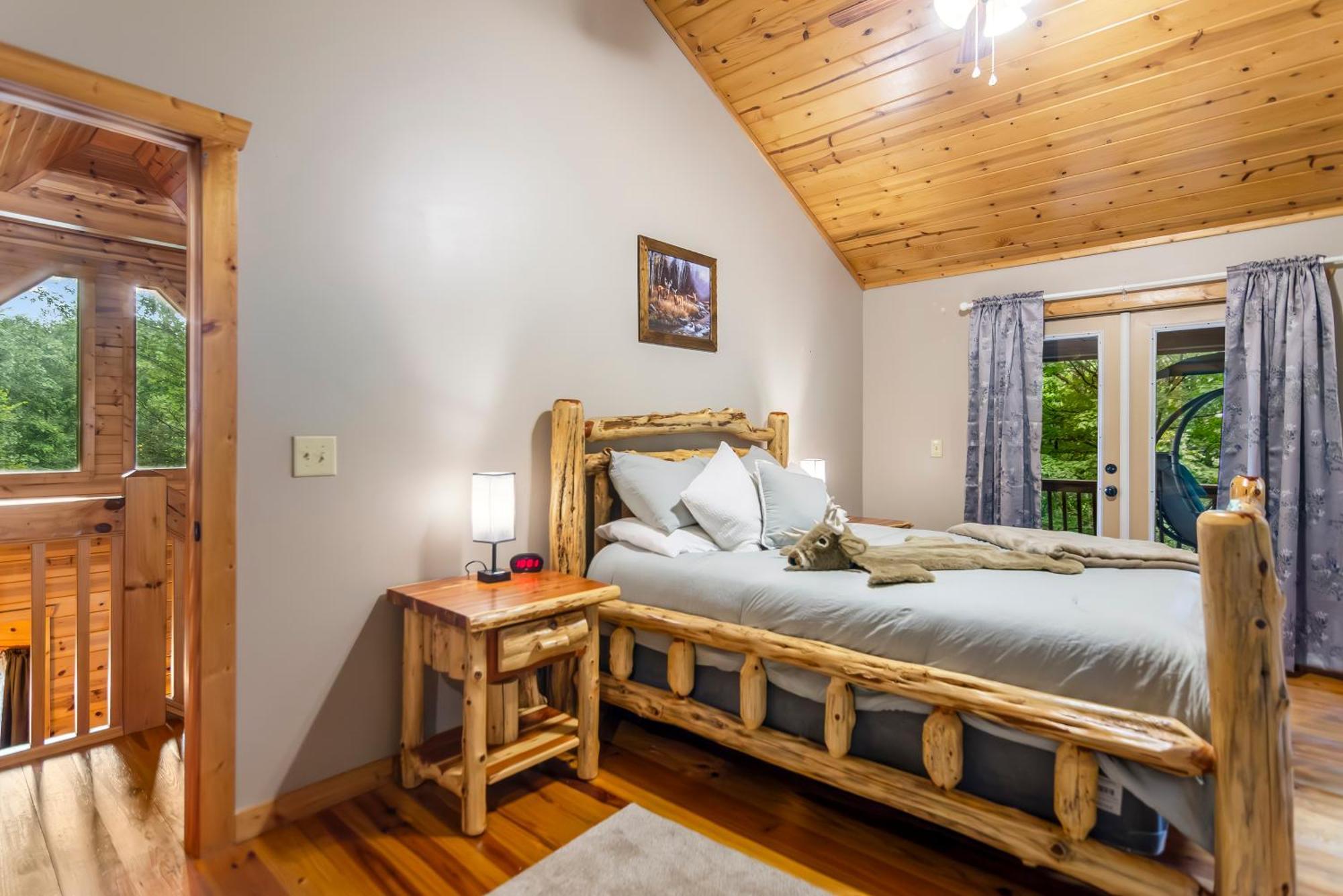 Amazing Creek View Cabin W/ Hot Tub, Firepit & Pool Table Ellijay Exterior photo
